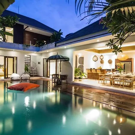 Frangipani Villa Mawe At Berawa